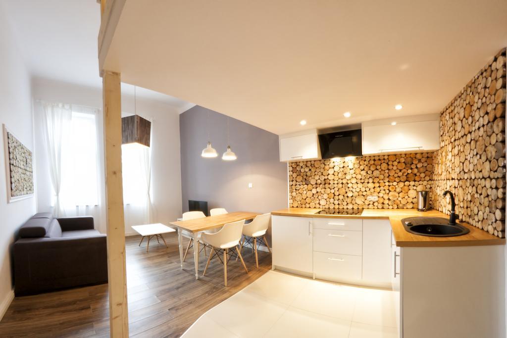 Kasia&Lukasz Apartments คราคูฟ ภายนอก รูปภาพ